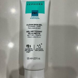 Sephora Clean Skin Gel - White and Teal
